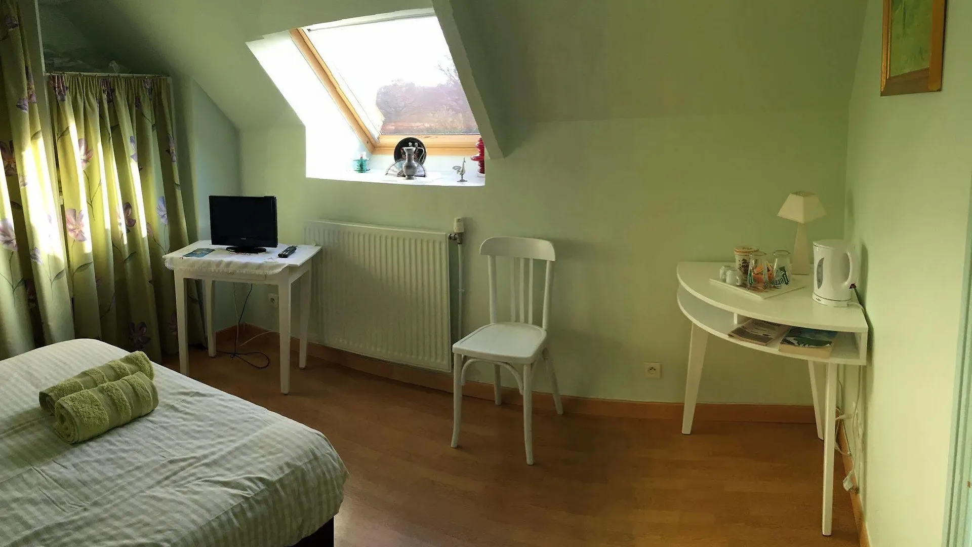 Les Closeries Du Golfe Bed & Breakfast Theix Hotel